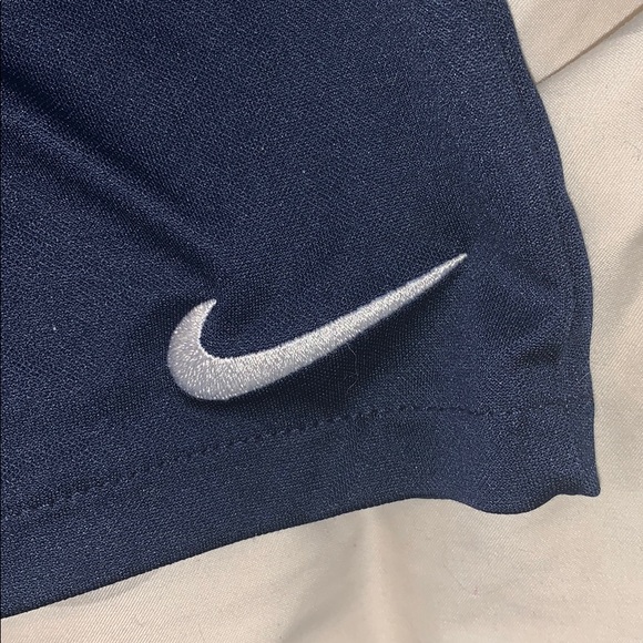 Nike dry fit shorts - Picture 2 of 5